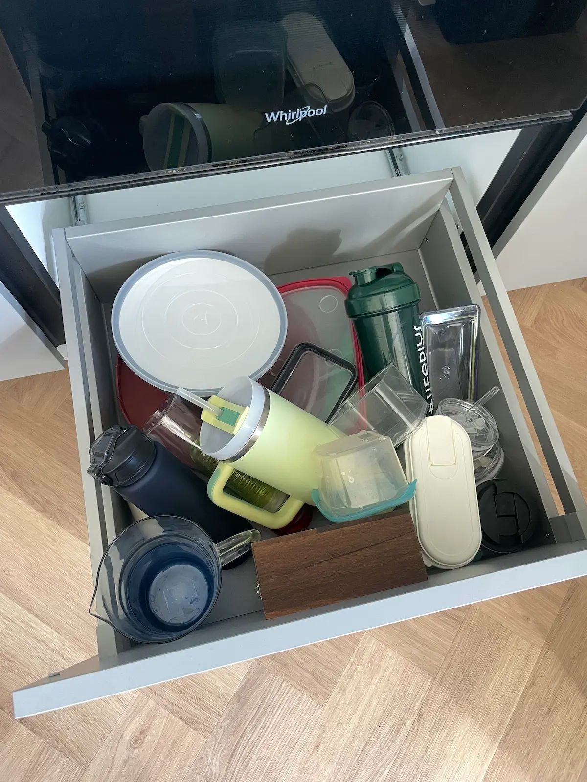Bidons voor het organiseren door Organizing by Charda